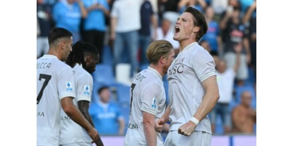 Scott McTominay está nomeado para a Bola de Ouro pela primeira vez na carreira Scott McTominay está nomeado para a Bola de Ouro pela primeira vez na carreira